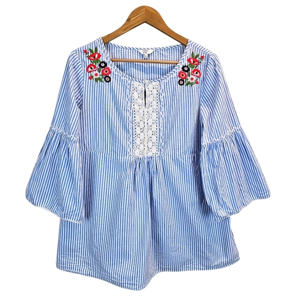 Crown & Ivy Womens Blue White Striped Cotton Top L Boho Chic Embroidered Blouse - Picture 1 of 11